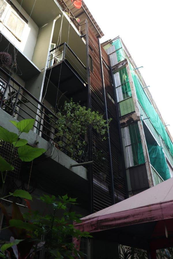 Appartamento NBH.@ Prannok Bangkok Esterno foto