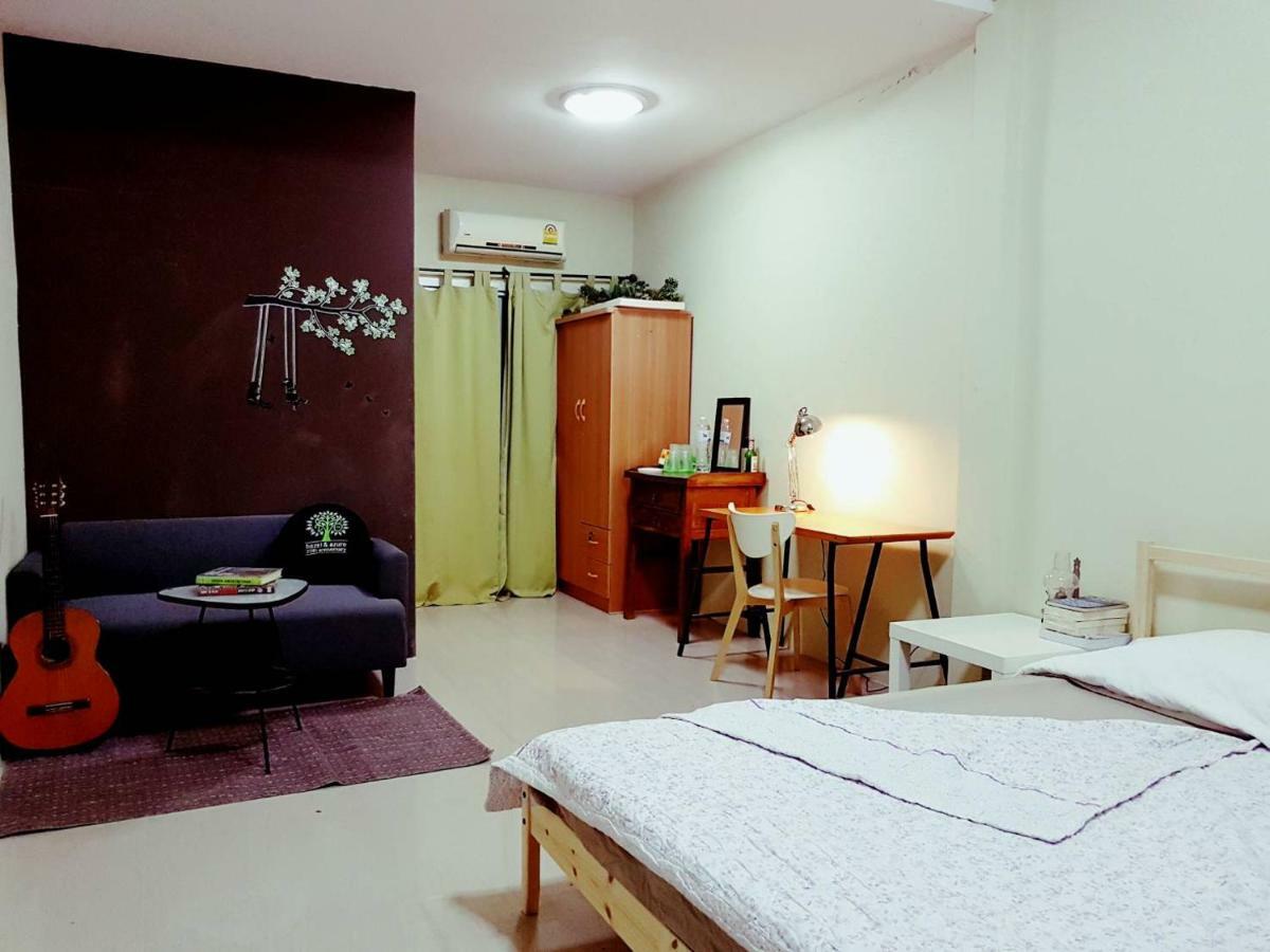 Appartamento NBH.@ Prannok Bangkok Esterno foto